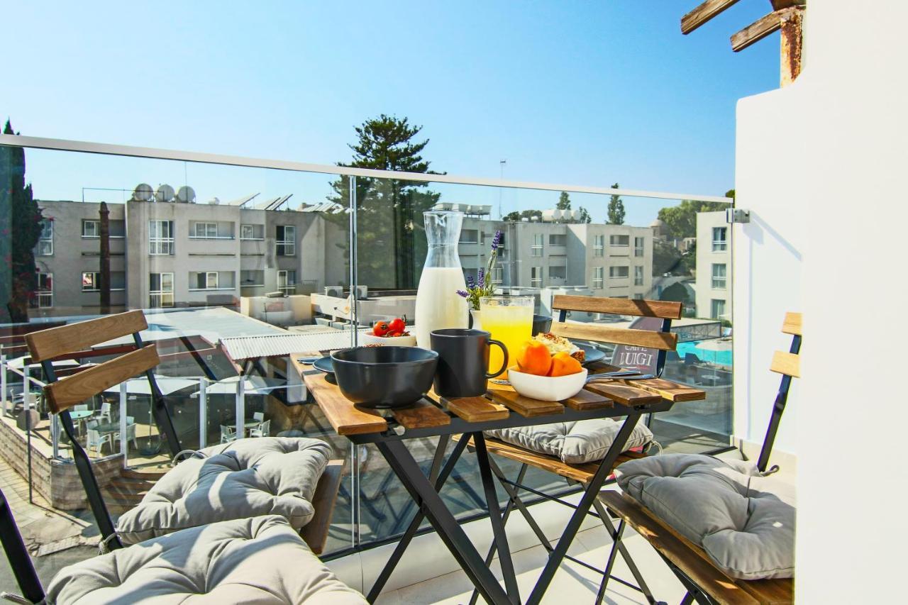Phaedrus Living: Seaside Luxury Flat Lighthouse 65 Lägenhet Paphos Exteriör bild