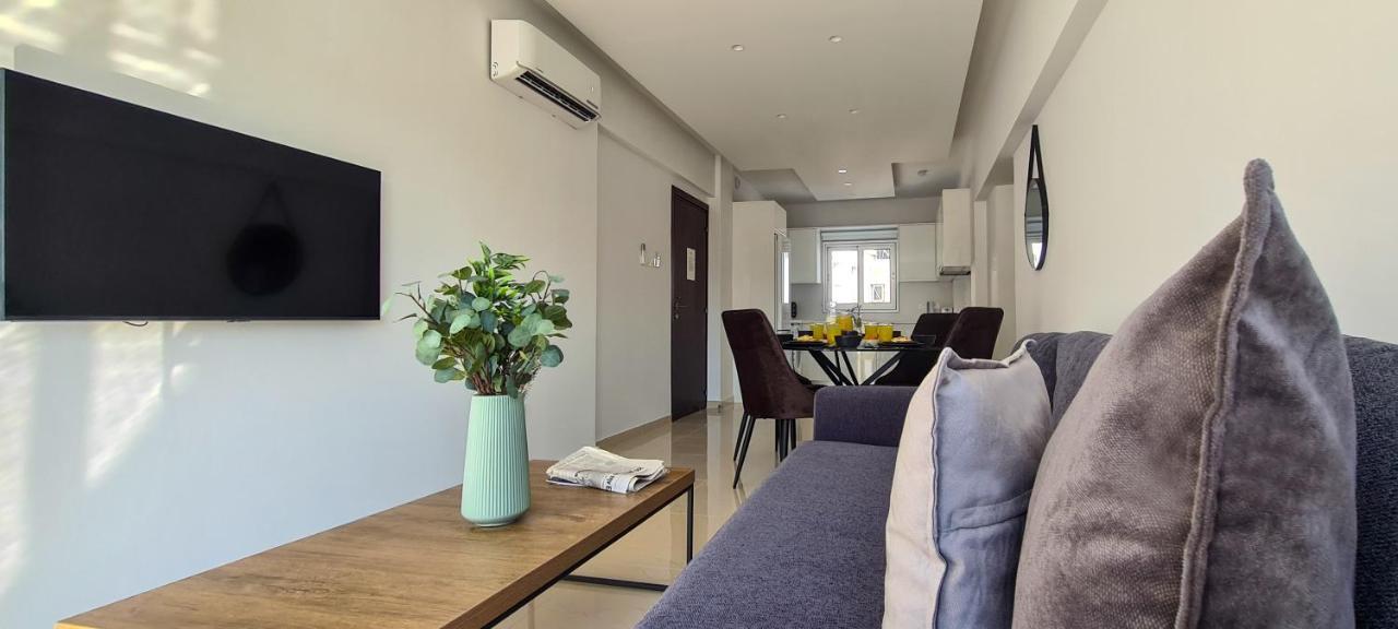 Phaedrus Living: Seaside Luxury Flat Lighthouse 65 Lägenhet Paphos Exteriör bild